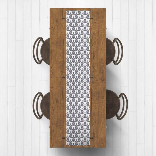 Mid Mod Leaves Indoor/Outdoor Table Runner